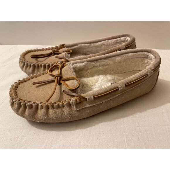 Minnetonka Moccasins Size 9 Suede Faux‎ Fur Lined Rubber Soles Slippers - Picture 3 of 9